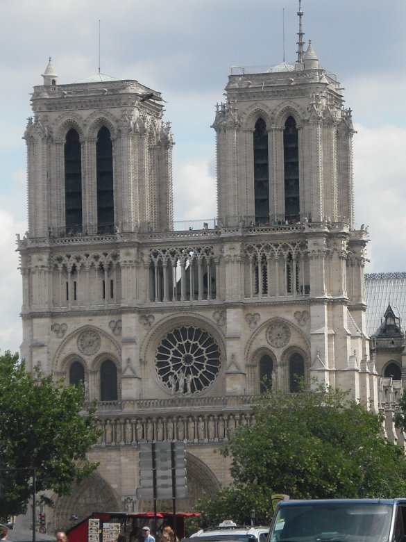 Notre Dame-katedralen pussel på nätet