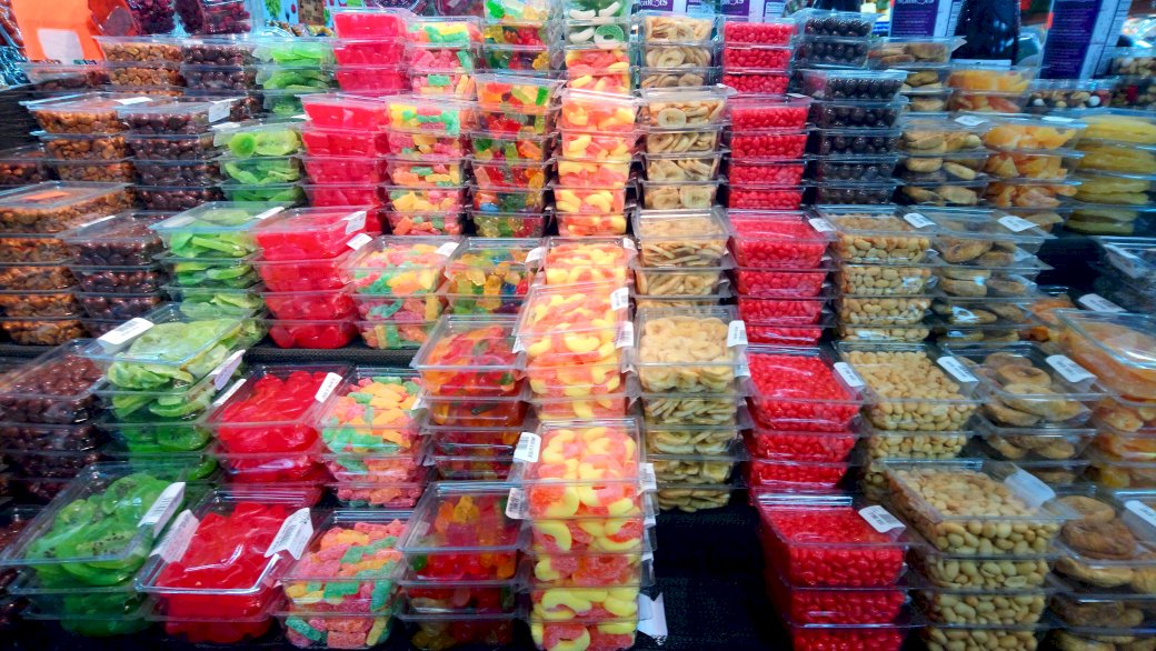 Fructe uscate și dulciuri jigsaw puzzle online