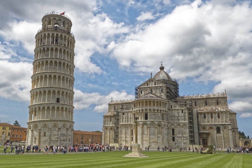 Tower of Pisa online puzzle