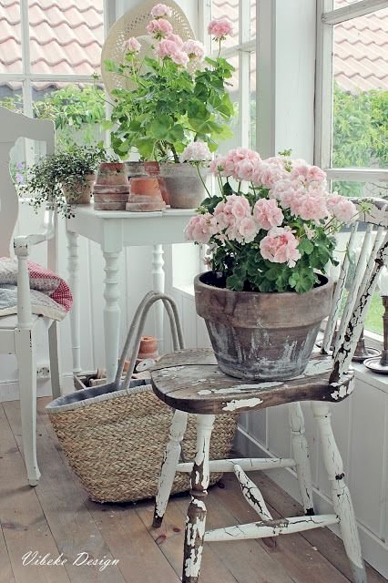 flores en el porche rompecabezas en línea