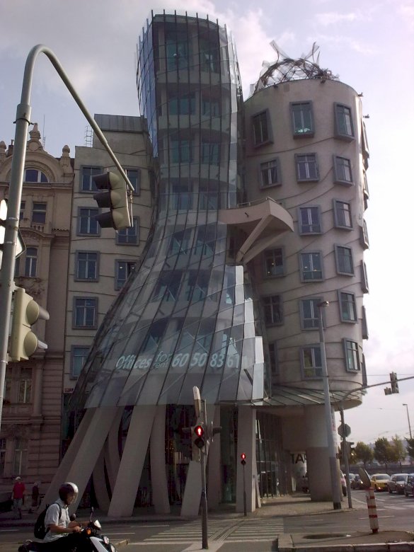 dancing house jigsaw puzzle online