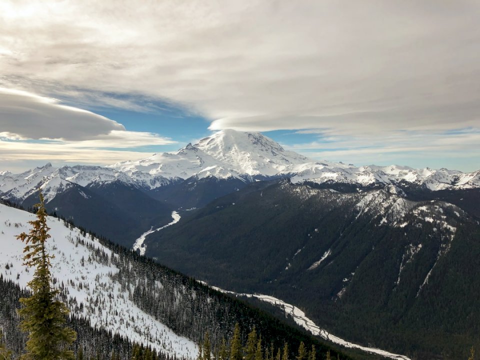 Mt. Rainier онлайн-пазл