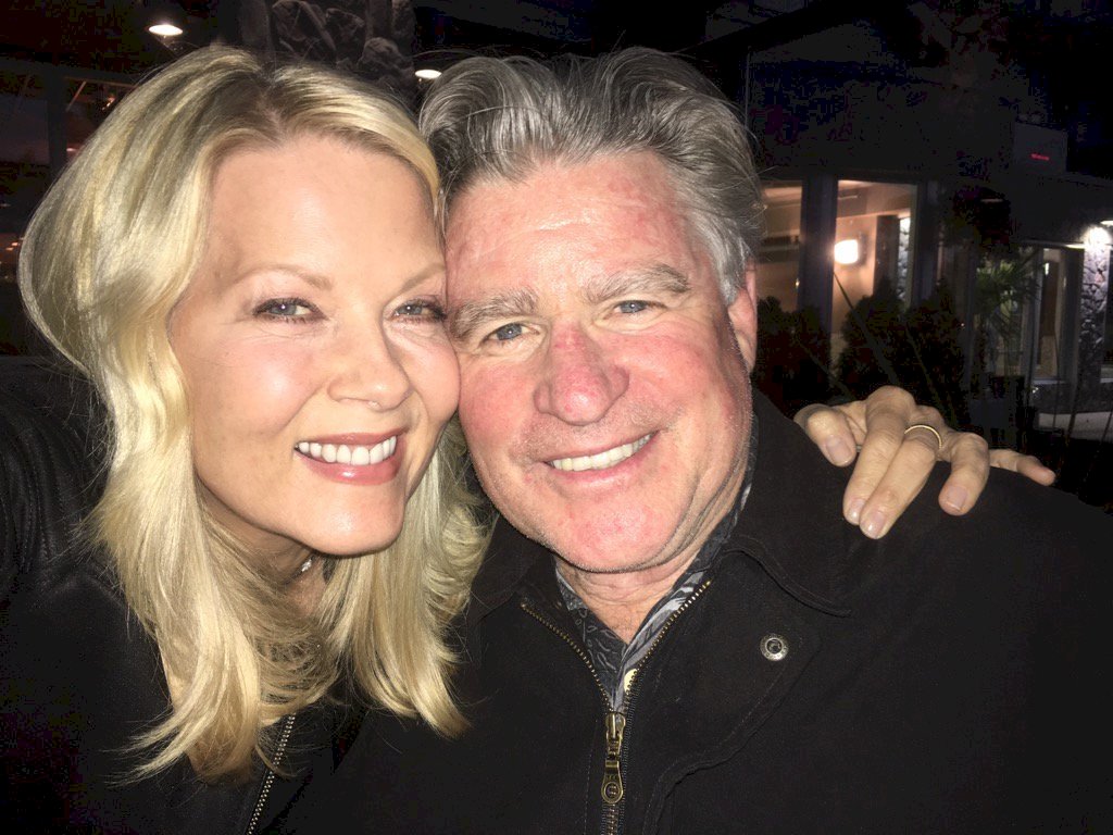 Barbara niven and Treat Williams online puzzle