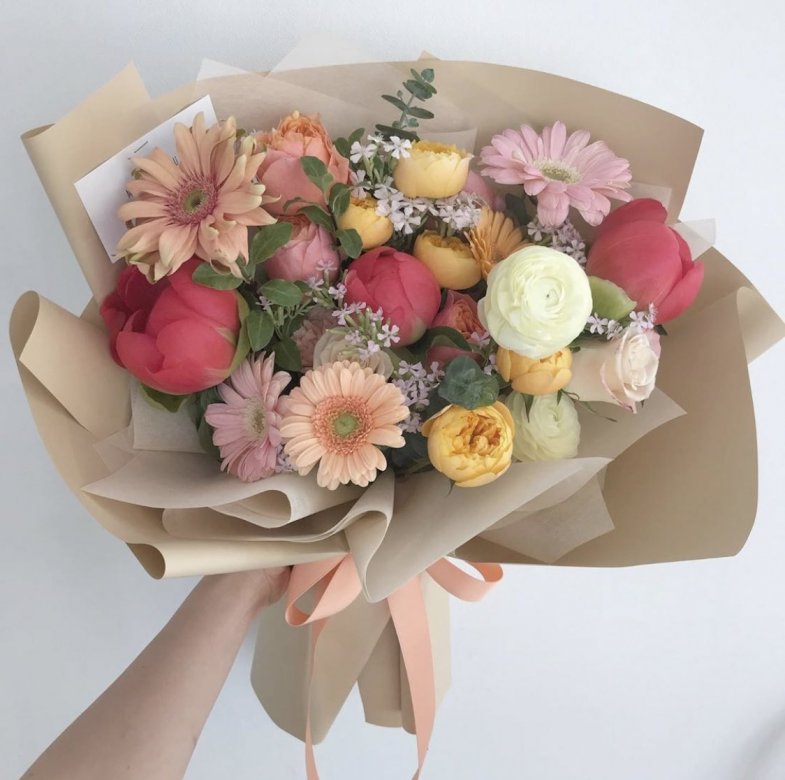 Ένα όμορφο μπουκέτο λουλούδια παζλ online