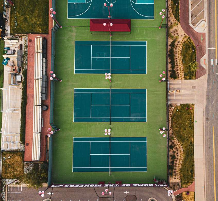 въздушен изглед на футболно игрище онлайн пъзел