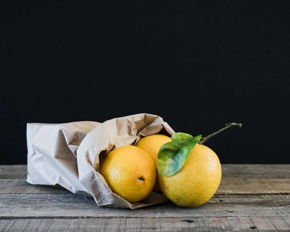 Чанта с лимони онлайн пъзел