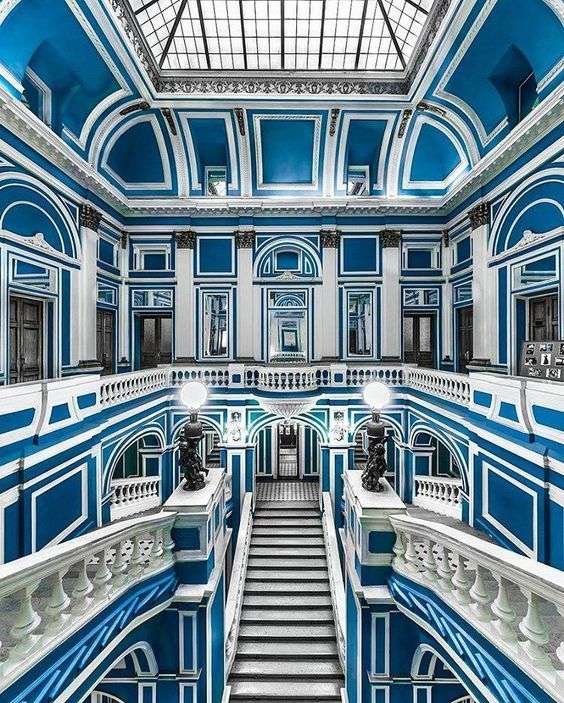 Blue and white interior jigsaw puzzle online