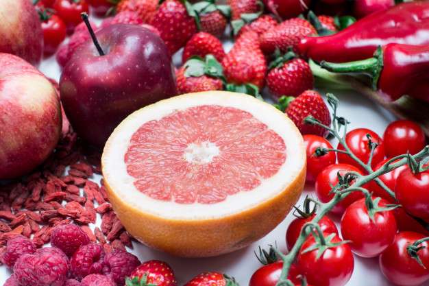 Piros nyári gyümölcs kirakós online