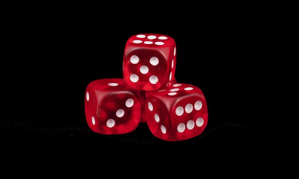 three red dice online puzzle