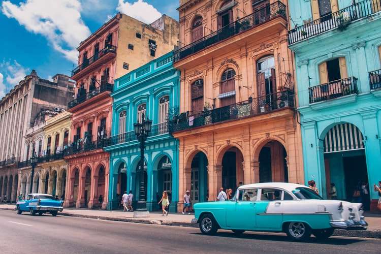 Bunte Straße von Havanna Online-Puzzle