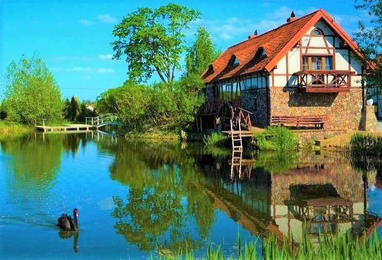 A house by the lake jigsaw puzzle online