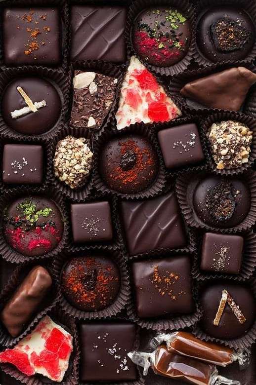 Csokoládé finomságok kirakós online