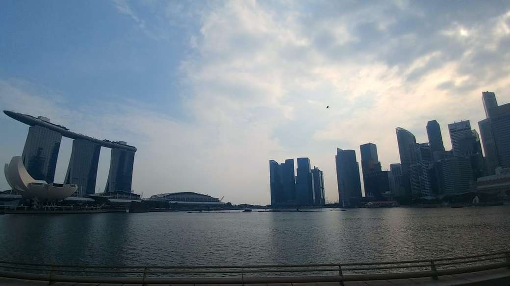 Marina Bay Sands durante o dia quebra-cabeças online