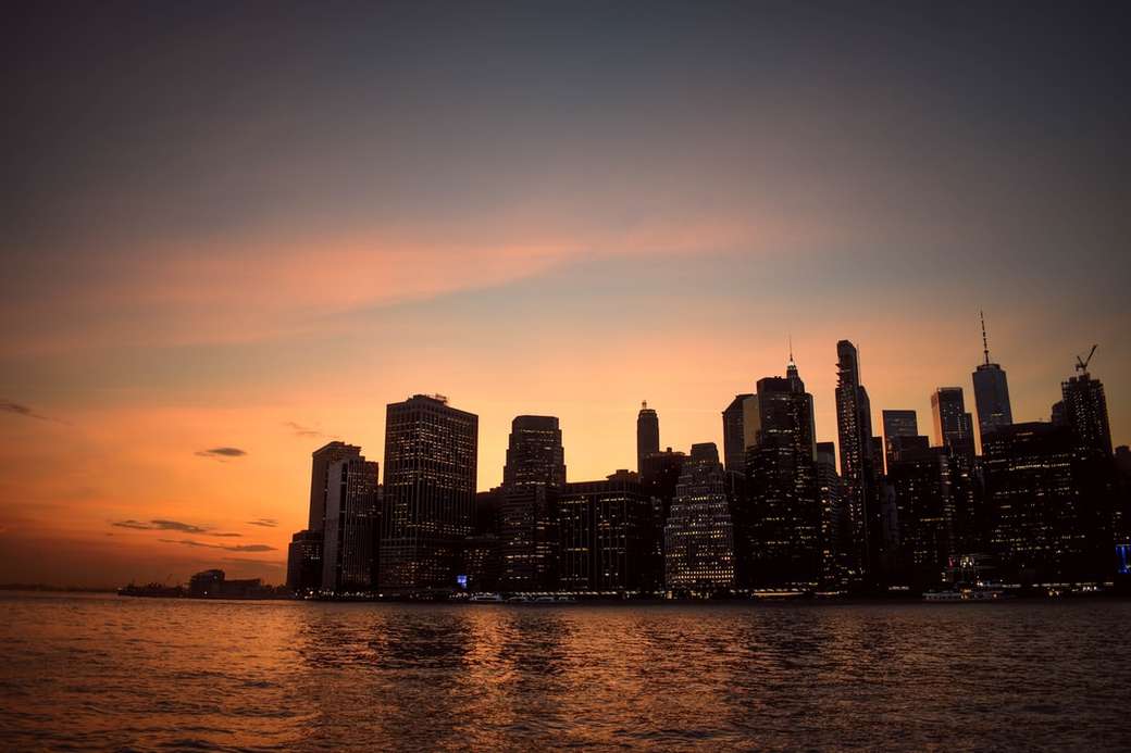 New York City bei Sonnenuntergang Online-Puzzle