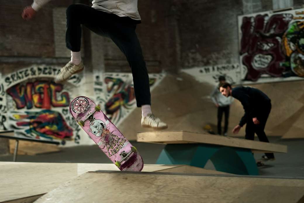 Più skateboard Pussy Likking puzzle online