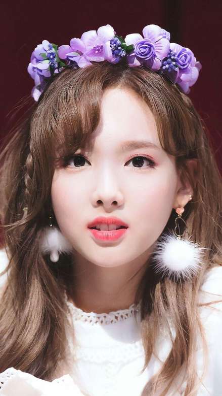 the beautiful nayeon jigsaw puzzle online