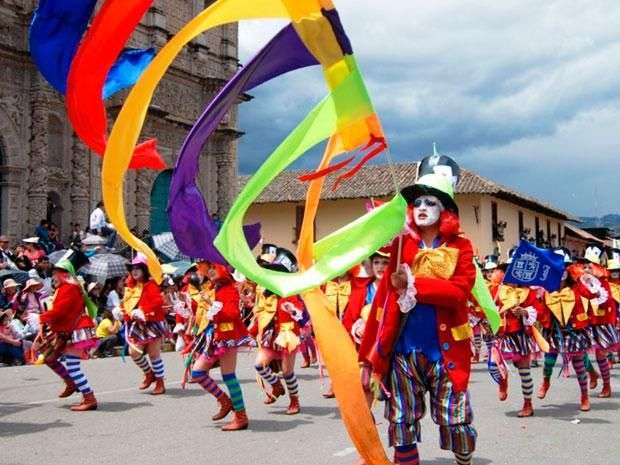 Karneval von Cajamarca Online-Puzzle
