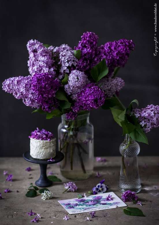 Lilac bouquet online puzzle