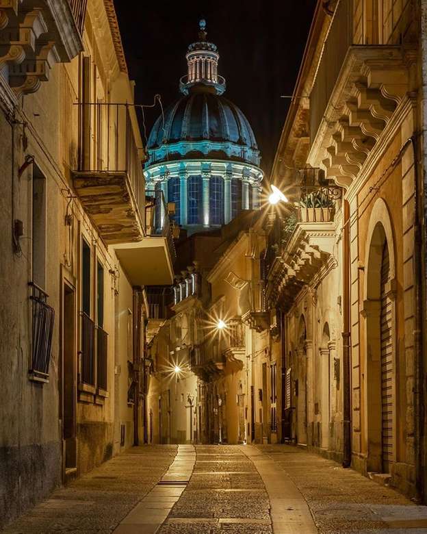 Вечер в Рагуза - Сицилия, Италия онлайн пъзел