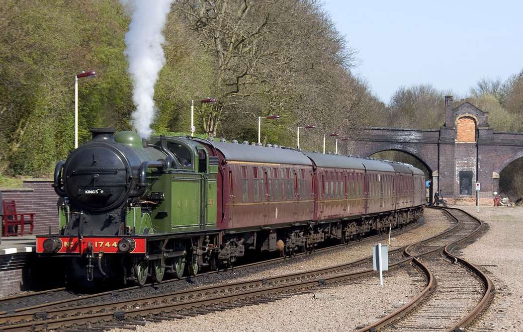 the steam train jigsaw puzzle online