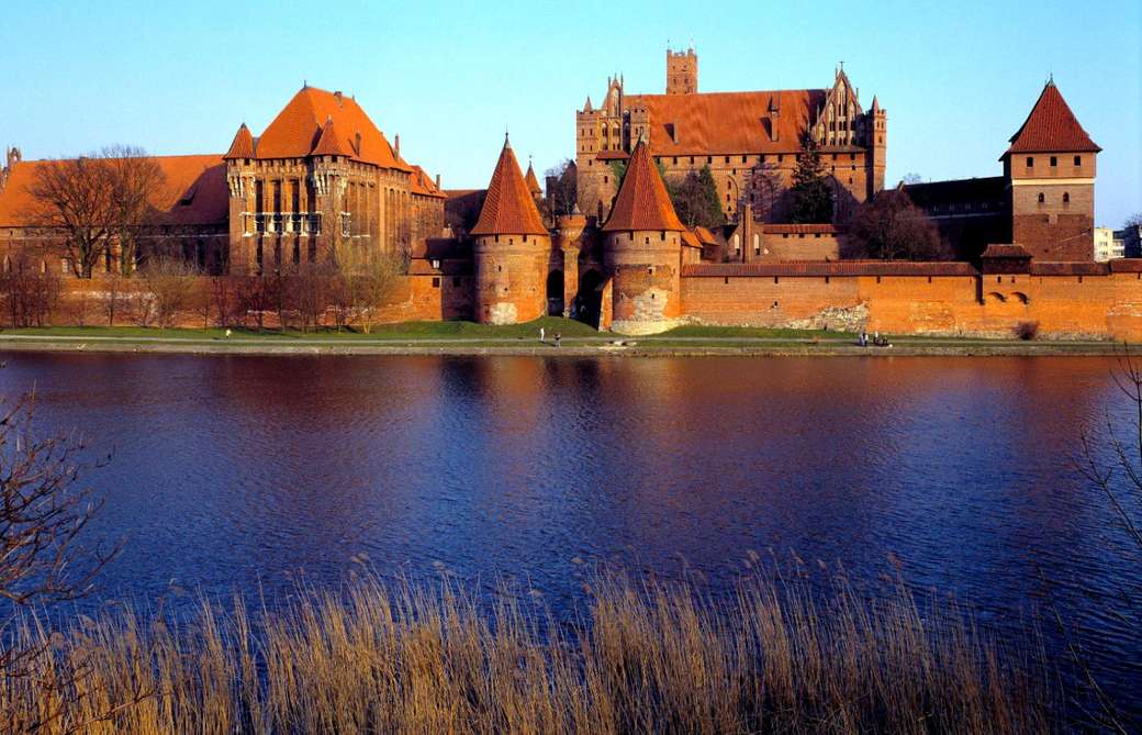 Eine kleine Burg in Malbork Online-Puzzle