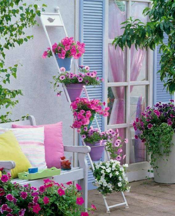 petunias on the balcony jigsaw puzzle online
