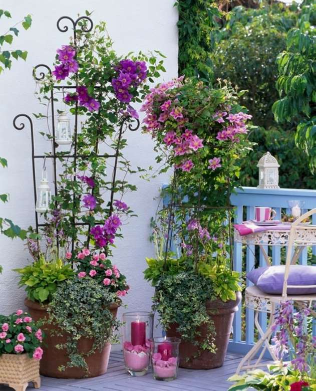 idé för en blomsterträdgård på terrassen pussel på nätet