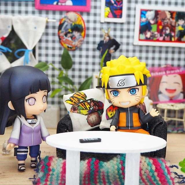 Hinata și Naruto puzzle online