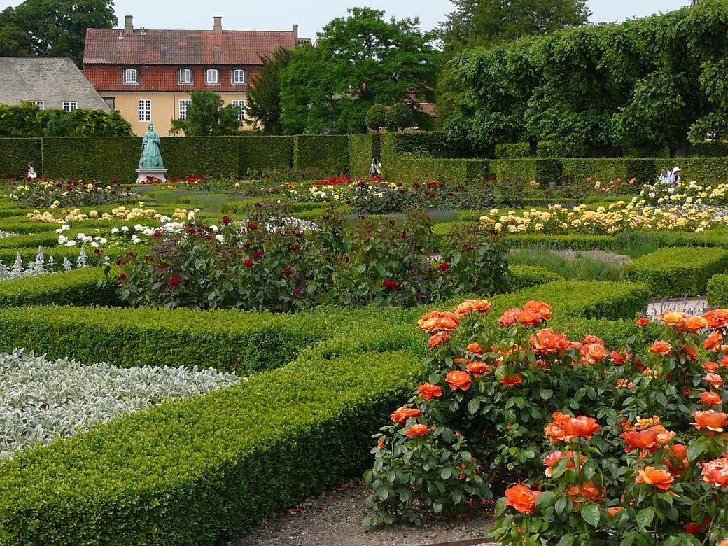 Růžová zahrada skládačky online
