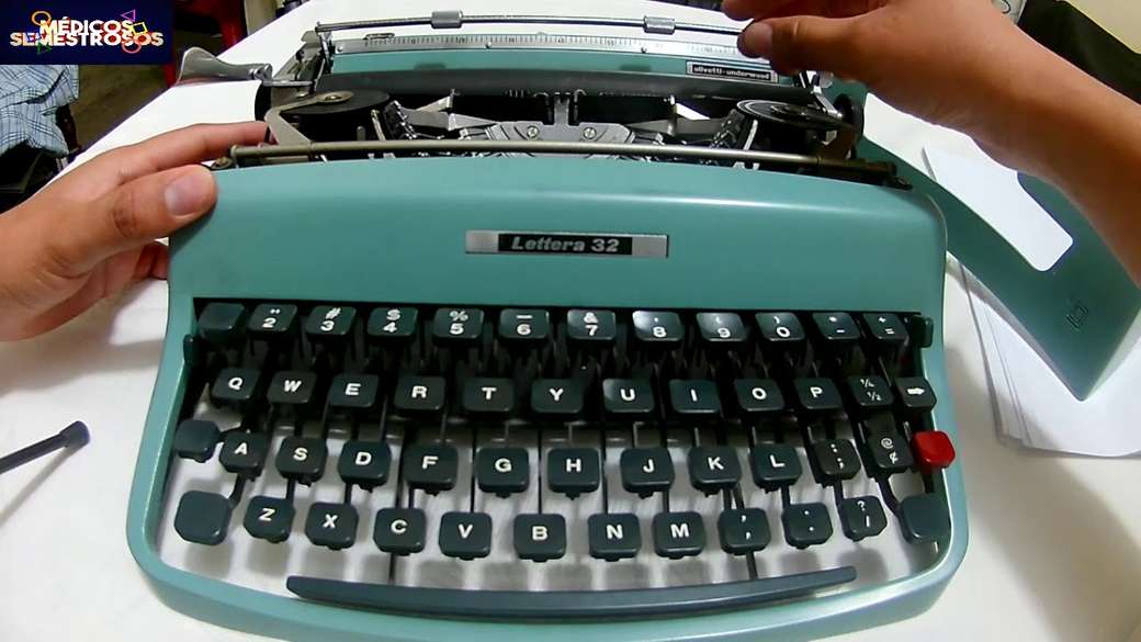 machine à écrire puzzle en ligne