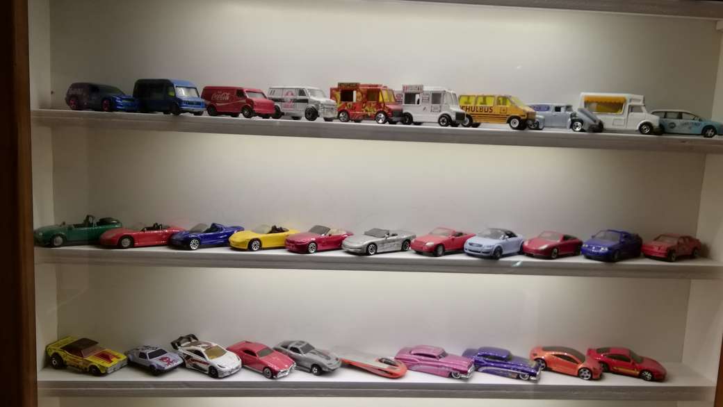 Collectie van speelgoedauto's. legpuzzel online