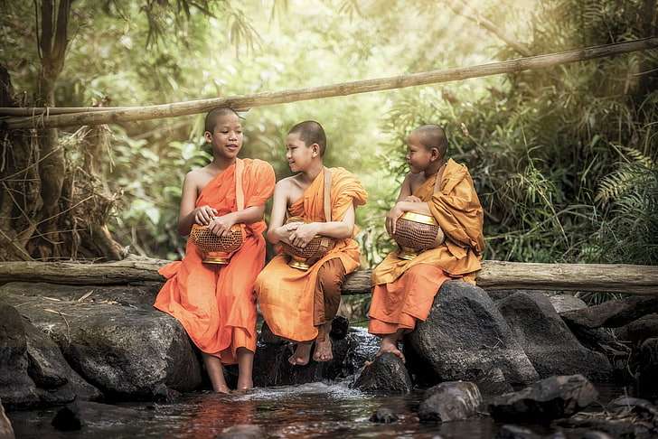 Monks - Thailand jigsaw puzzle online
