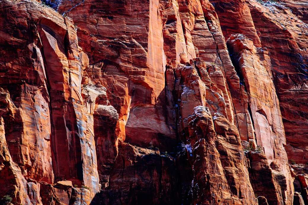 Enorme rotswanden in Zion, Utah. online puzzel
