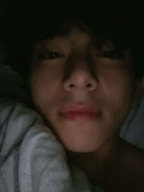 TAEHYUNG CUTE παζλ online