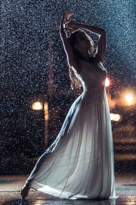 Bailando en la lluvia rompecabezas en línea