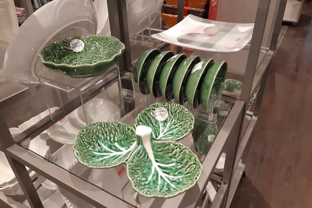 dekorativní nádobí v obchodě skládačky online