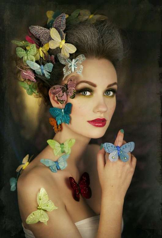 Woman who loves butterflies jigsaw puzzle online