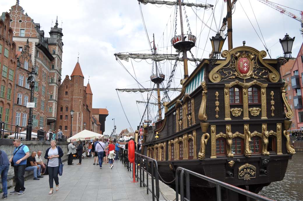 Gdańsk. Kalózhajó online puzzle