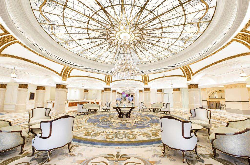 Hotelul Legend Palace din Macao jigsaw puzzle online