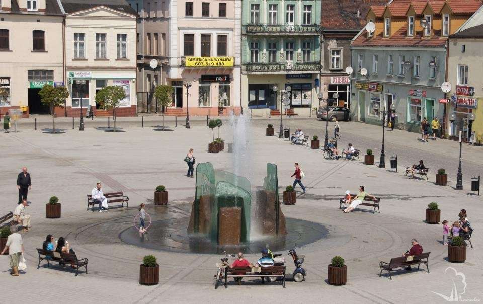 Fontaine à Inowrocław puzzle en ligne