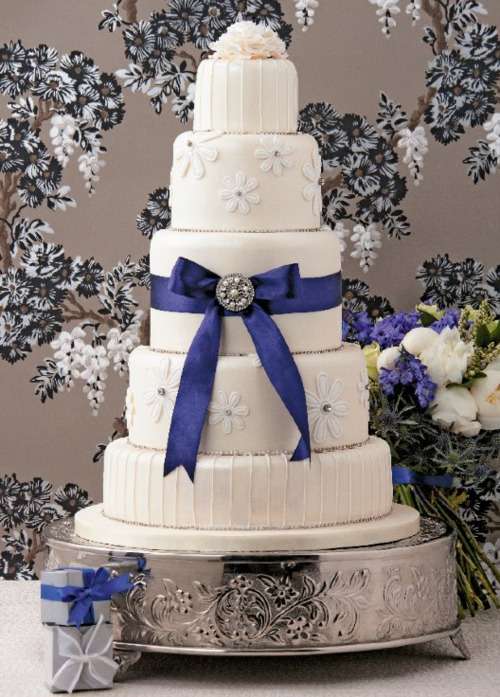 Сватбена торта. онлайн пъзел