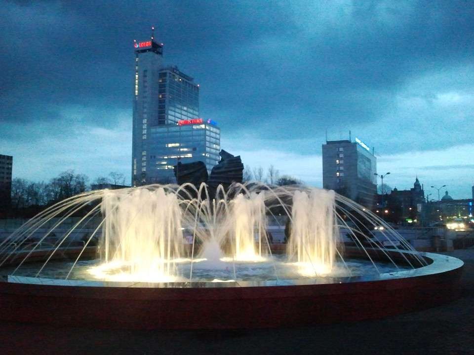 Fontaine à Katowice puzzle en ligne