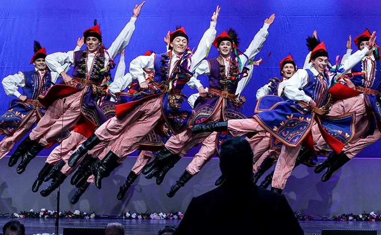 Grupul național de cântece și dansuri populare „Mazowsze” puzzle online