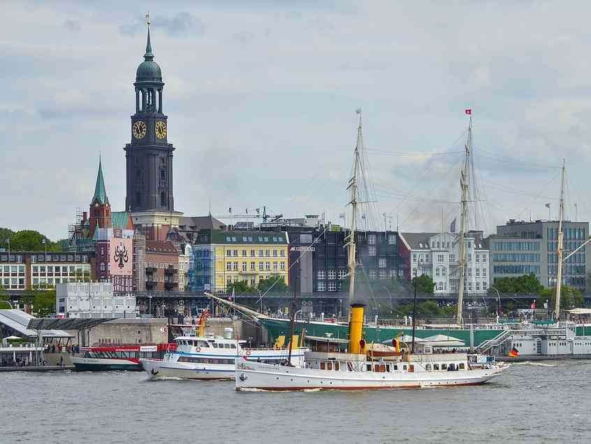 Hamburg mit Michel Puzzlespiel online