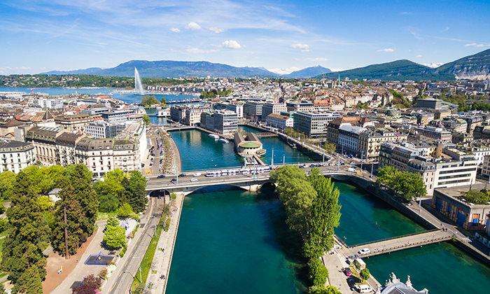 Geneva stad vid Genèvesjön Pussel online