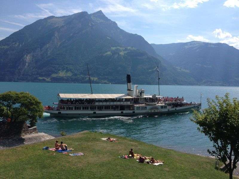 Lacul Urner și munți Elveția jigsaw puzzle online