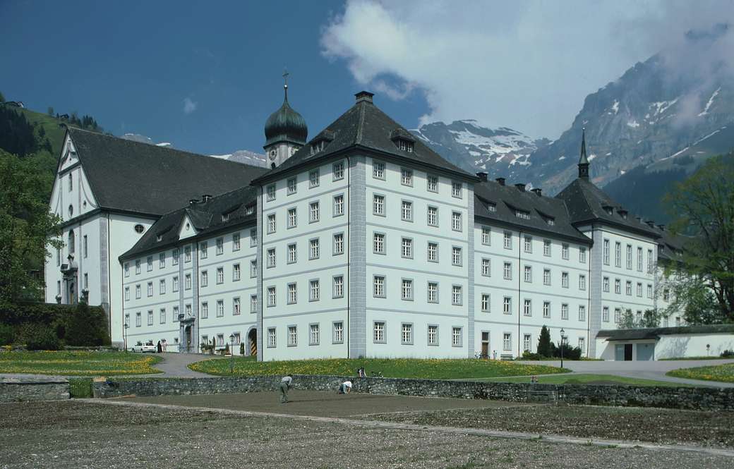 Engelberg kloster pussel på nätet