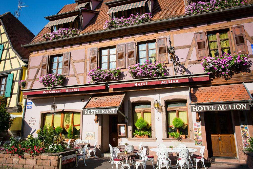 Ribeauville vinby Alsace pussel på nätet