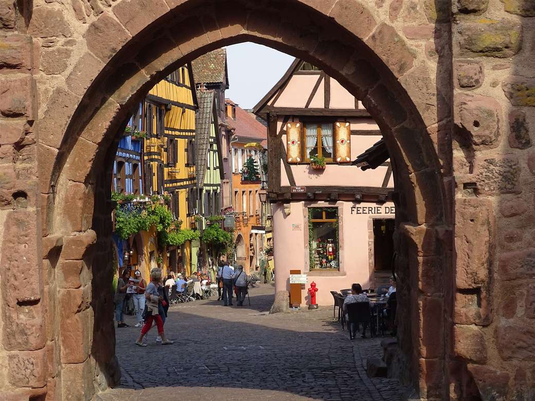 Vinařská vesnice Riquewihr v Alsasku skládačky online