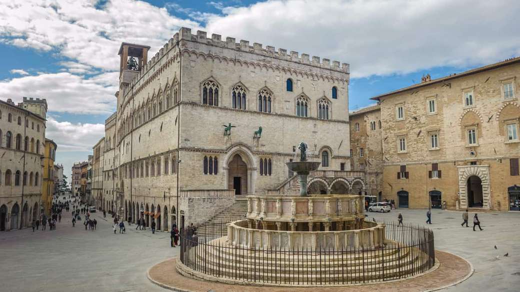El centro de la ciudad de Perugia Italia rompecabezas en línea
